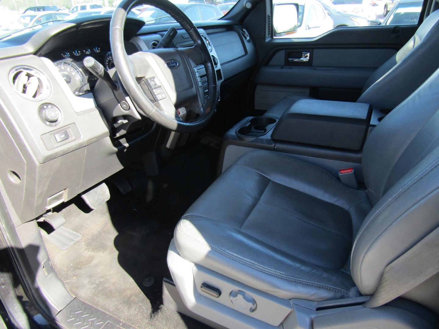 2014 Black /Gray Ford F-150 FX2 SuperCrew 5.5-ft. Bed 2WD (1FTFW1CFXEK) with an 5.0L V8 engine, Automatic transmission, located at 15016 S Hwy 231, Midland City, AL, 36350, (334) 983-3001, 31.306210, -85.495277 - Photo#1